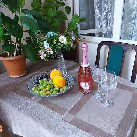 Luka Apartman Tbiliszi Kültér fotó