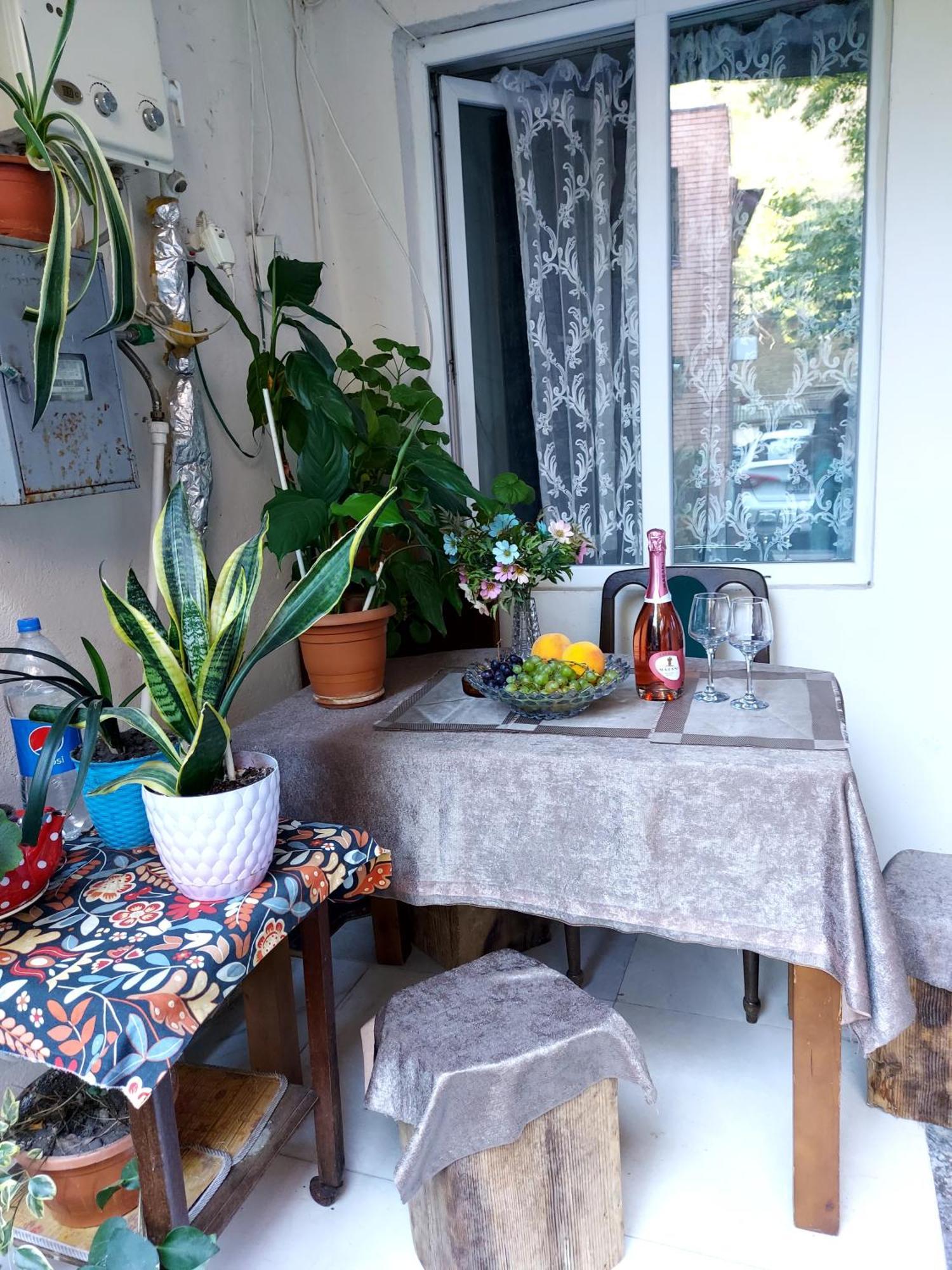 Luka Apartman Tbiliszi Kültér fotó